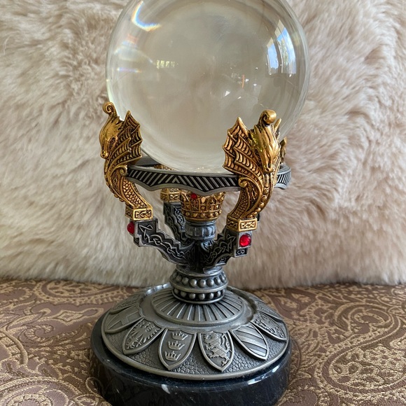 Merlin’s Crystal Ball by The Franklin Mint - Picture 9 of 10